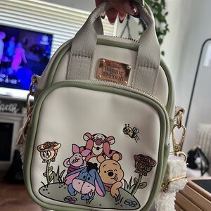 Disney Winnie the Pooh Cream crossbody/handbag new no tags